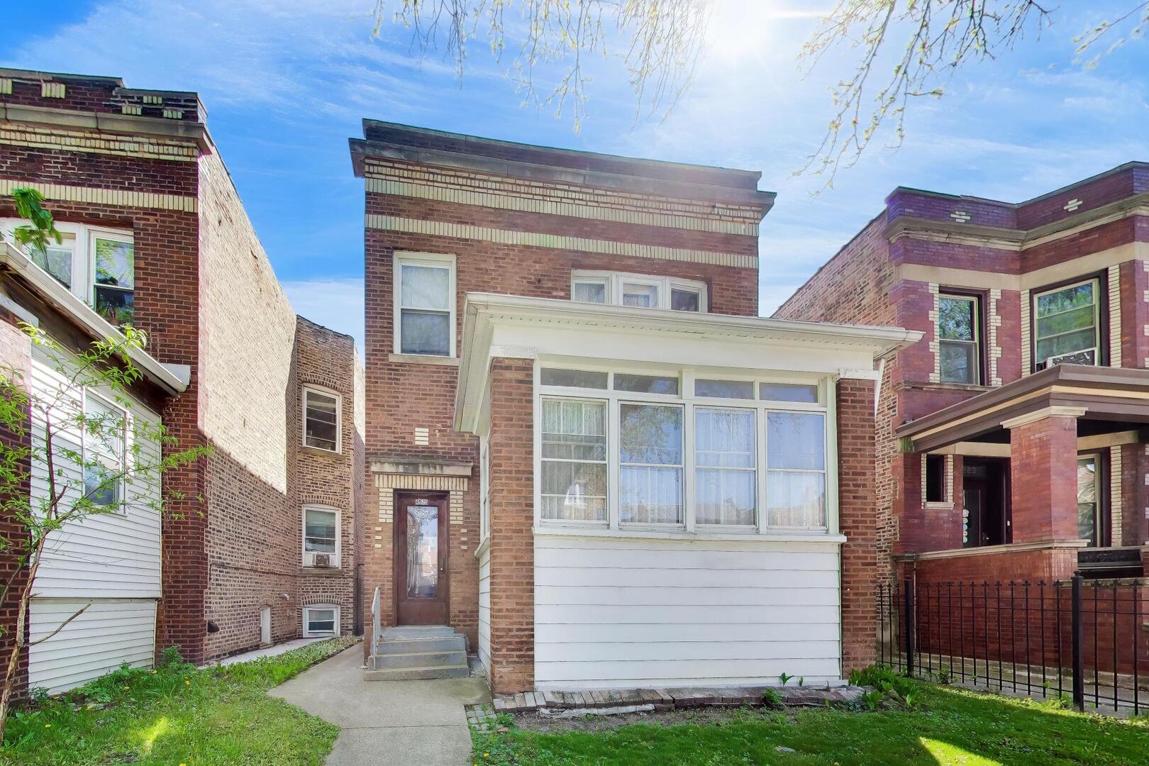 4925 N TROY Street, Chicago, IL
