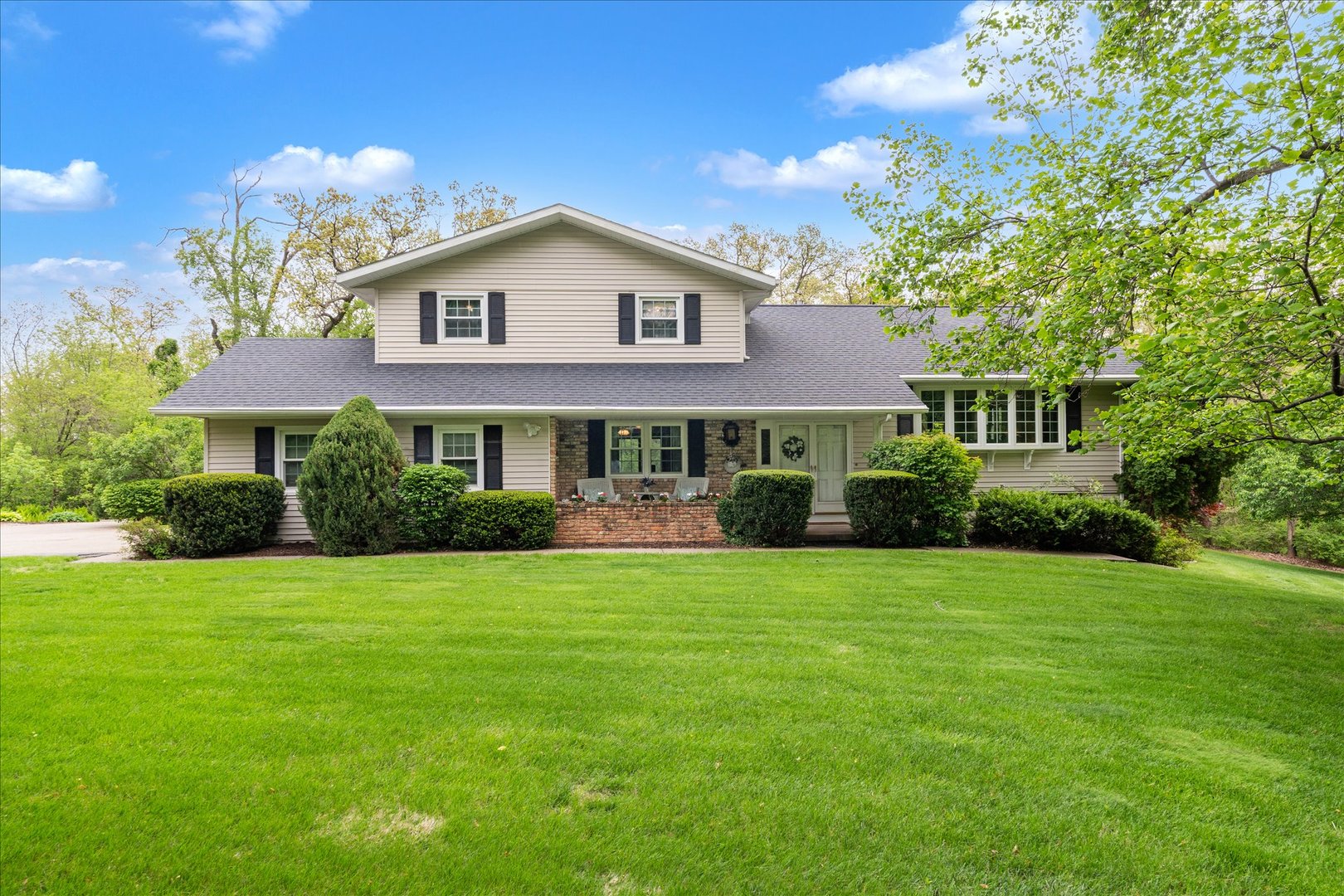800 Oak Lane, Muscatine, IA