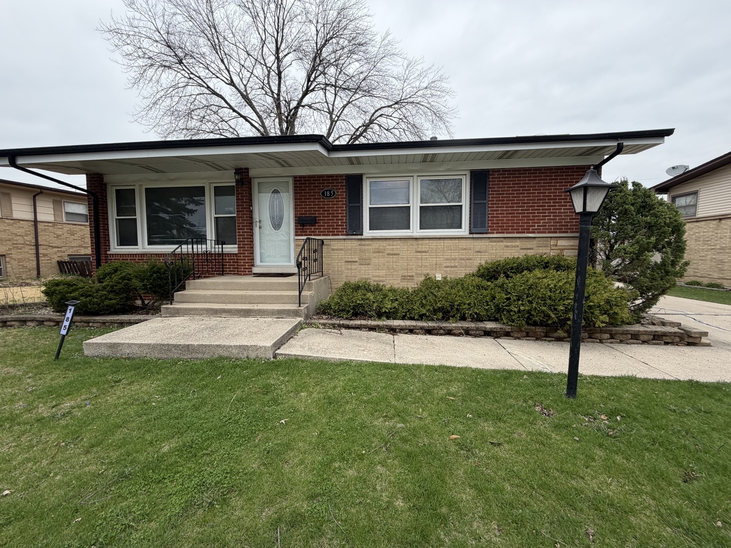 185 Pleasant Drive, Chicago Heights, IL