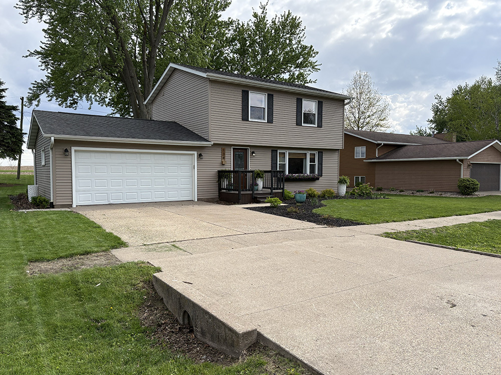134 Riverview Drive, Albany, IL