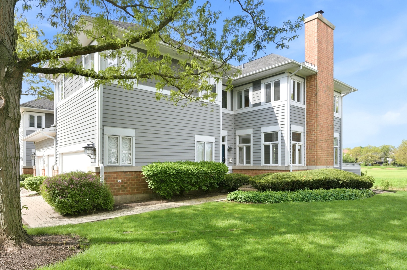 9 Brassie Court, Woodridge, IL