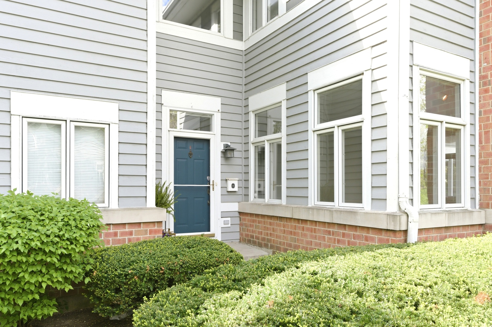 9 Brassie Court, Woodridge, IL