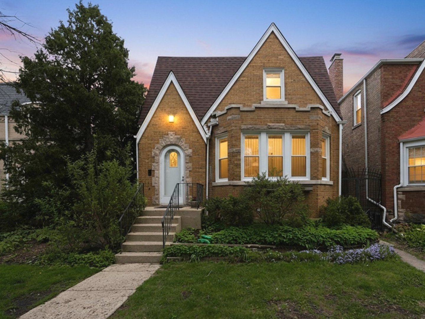 5919 N Bernard Street, Chicago, IL