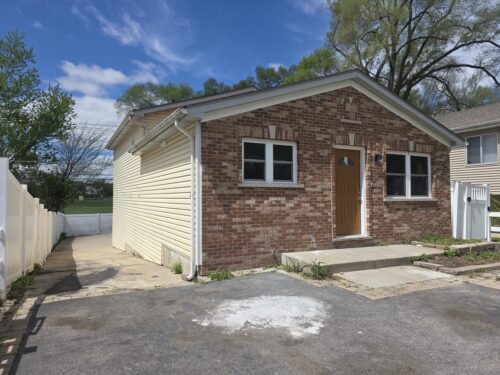 306 Brierhill Drive, Round Lake Park, IL