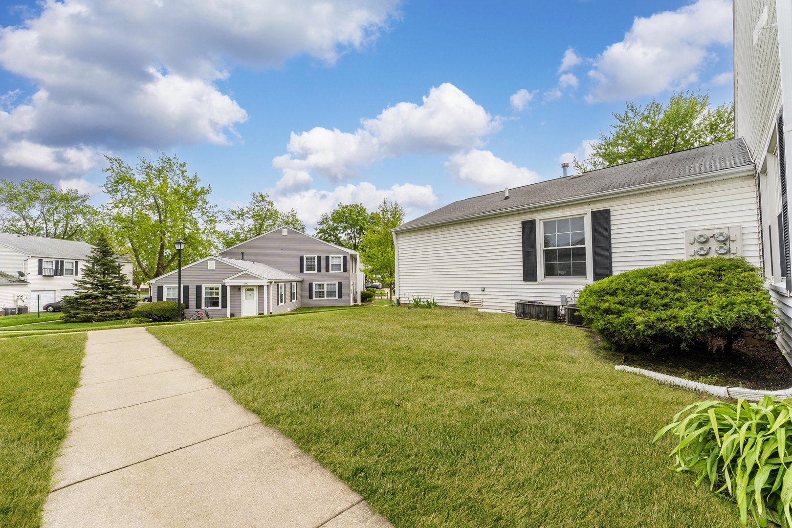1261 Prairie Avenue #B, Glendale Heights, IL