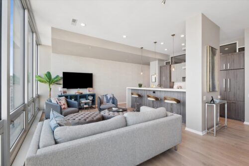 500 W Superior Street #1602, Chicago, IL