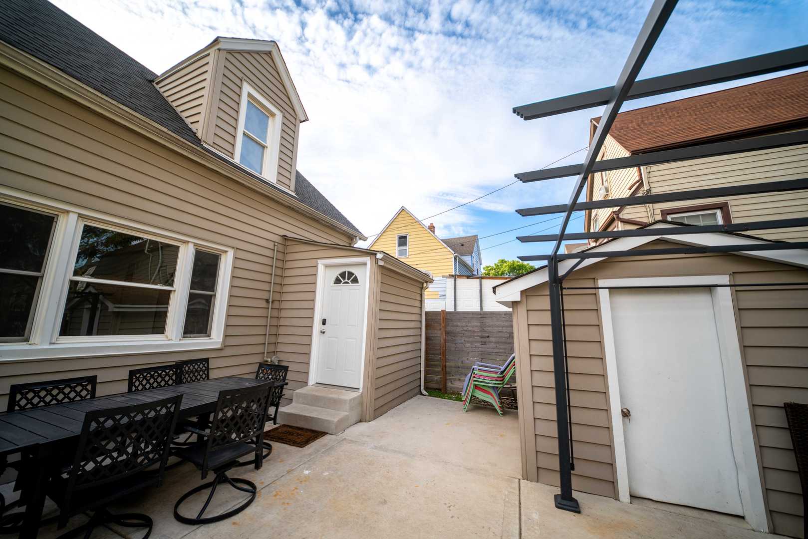 2208 N Lorel Avenue, Chicago, IL