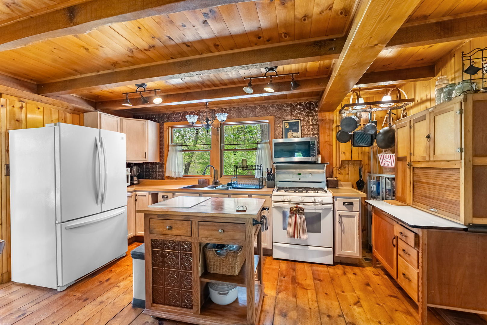 294 Longshore Court, Dahinda, IL