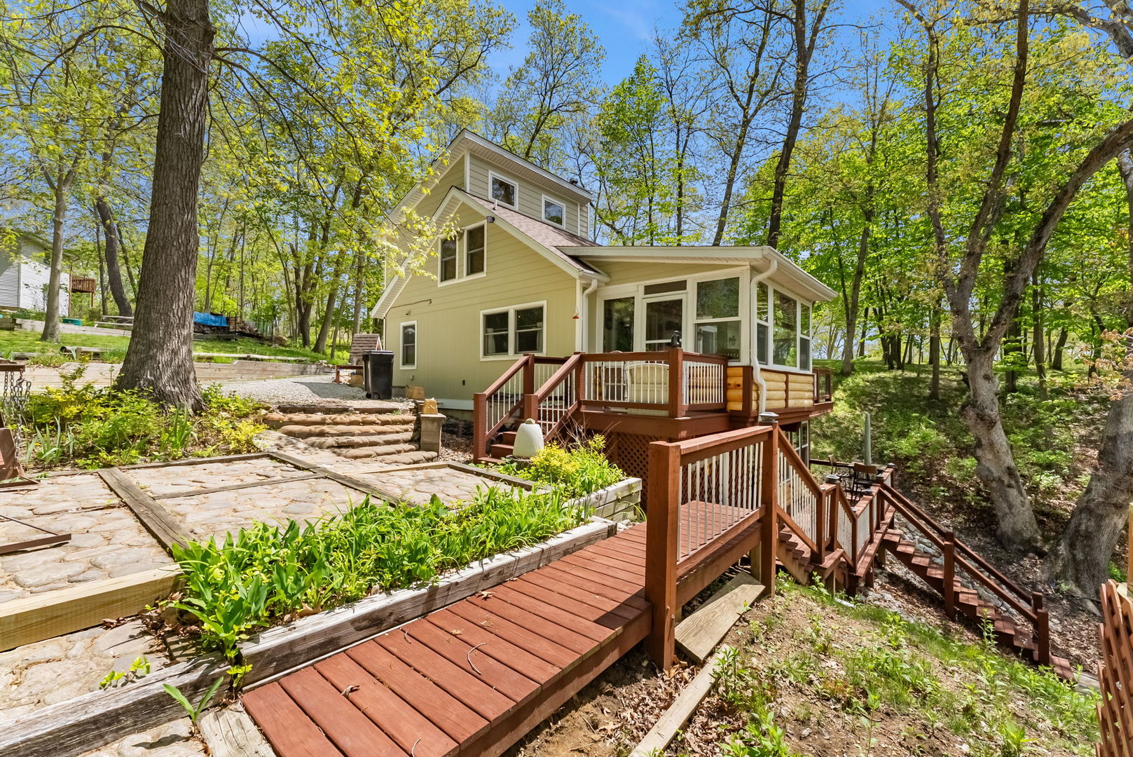 294 Longshore Court, Dahinda, IL