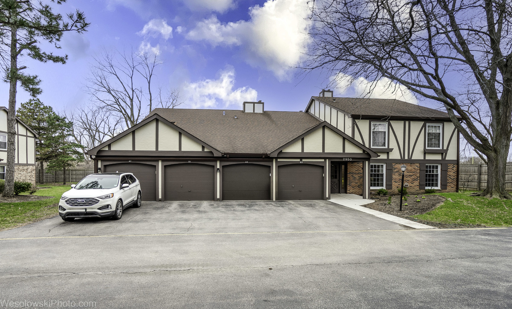 2950 Northampton Drive #B2, Rolling Meadows, IL