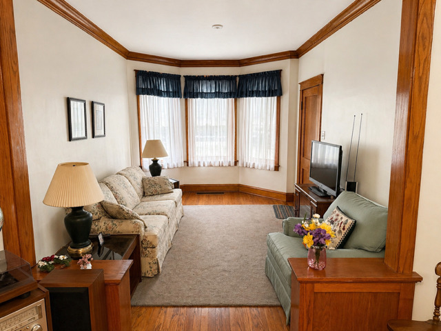 3024 W 40th Place, Chicago, IL