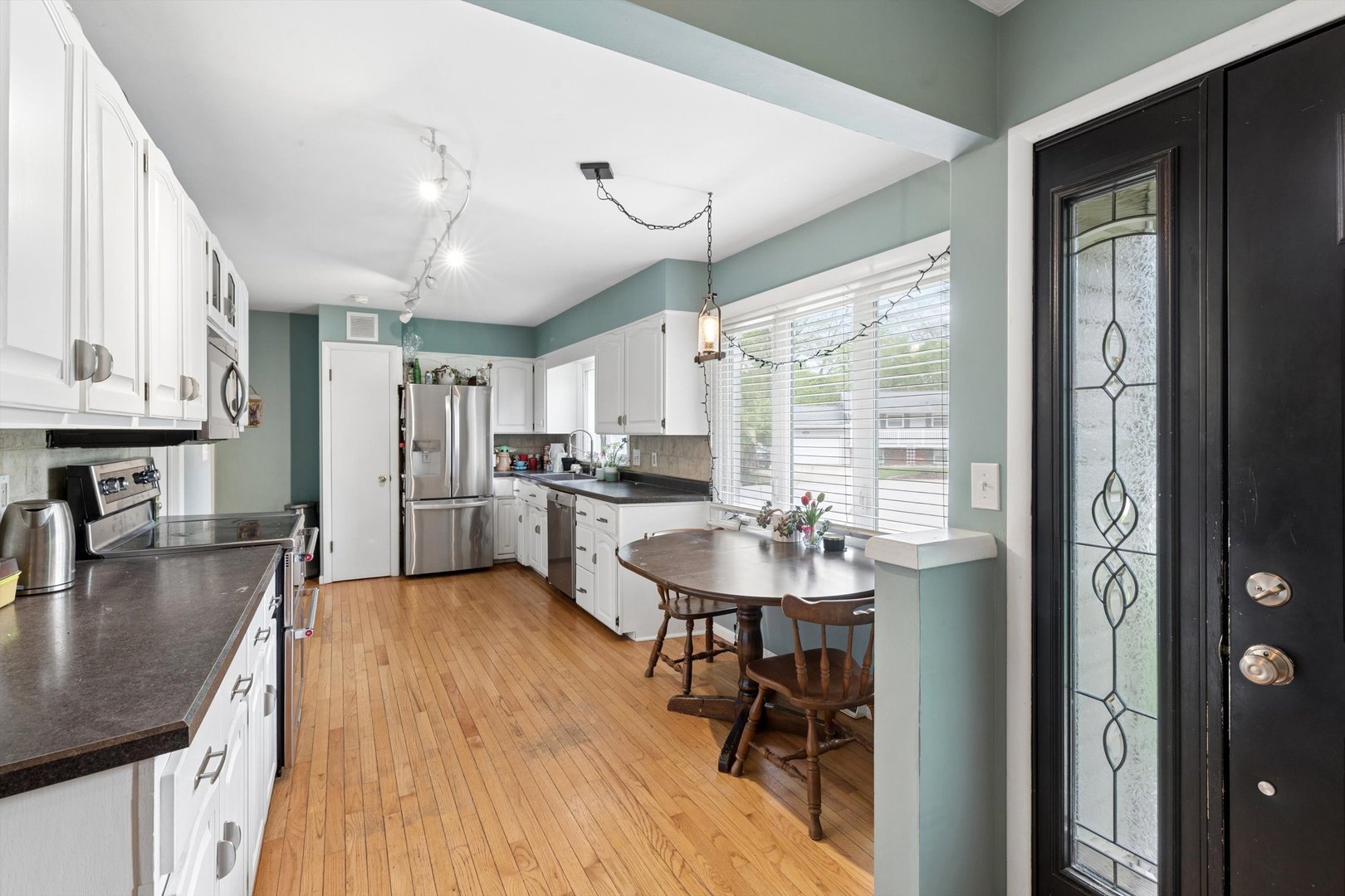 571 26th Avenue Court, East Moline, IL