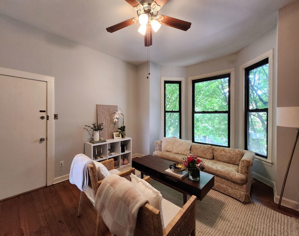 3765 N Kenmore Avenue #2E, Chicago, IL