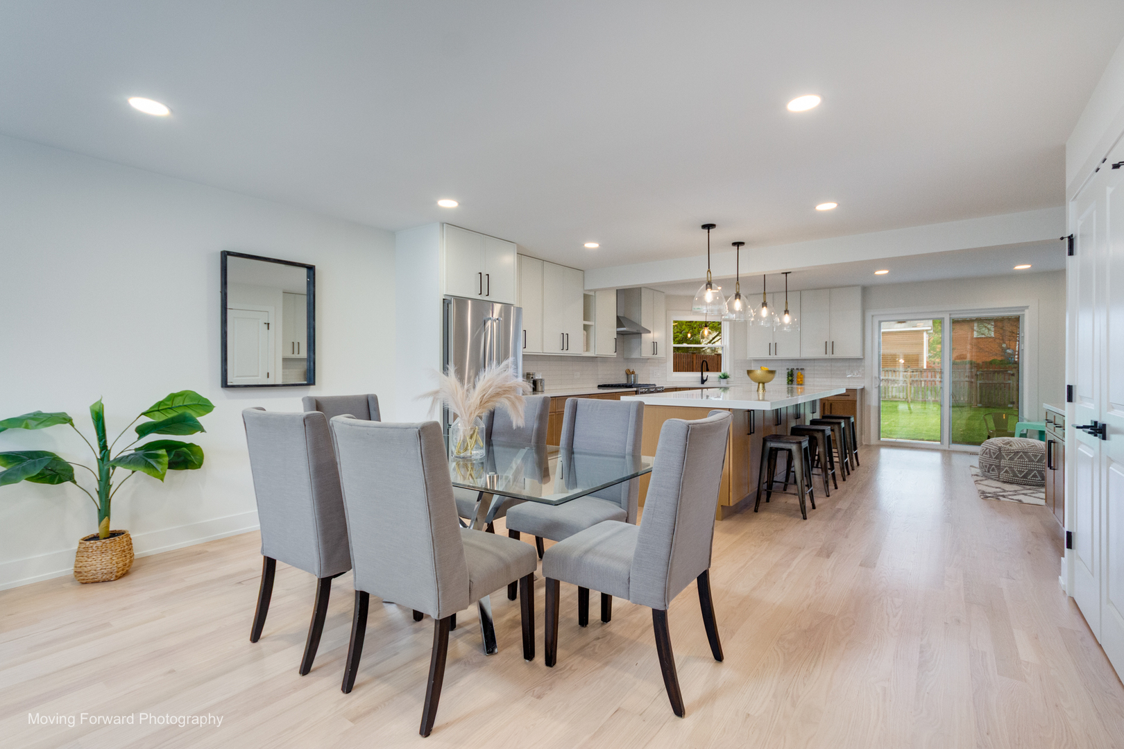 959 S Fern Avenue, Elmhurst, IL