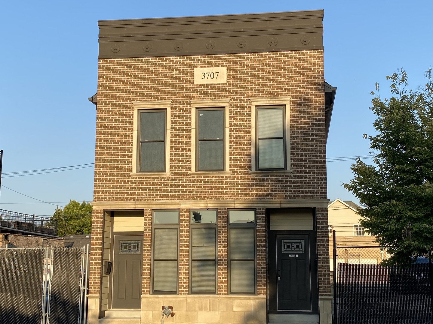 3707 S Halsted Street, Chicago, IL