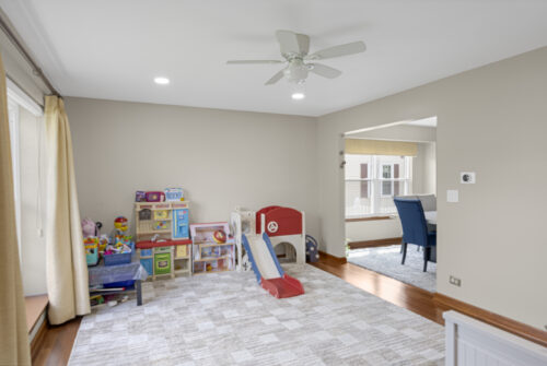 17 Buchanan Lane, Streamwood, IL