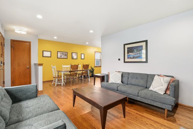 4454 N Richmond Street, Chicago, IL