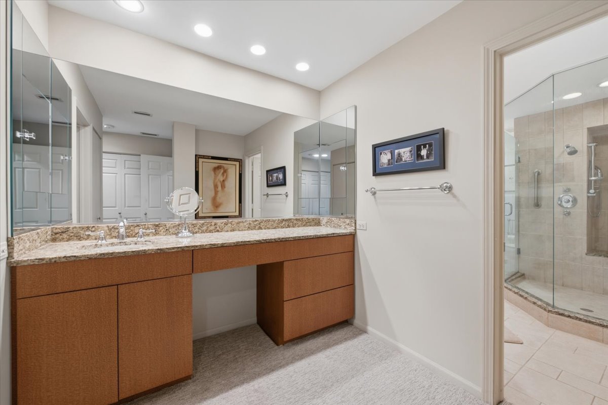 3810 Mission Hills Road #505, Northbrook, IL