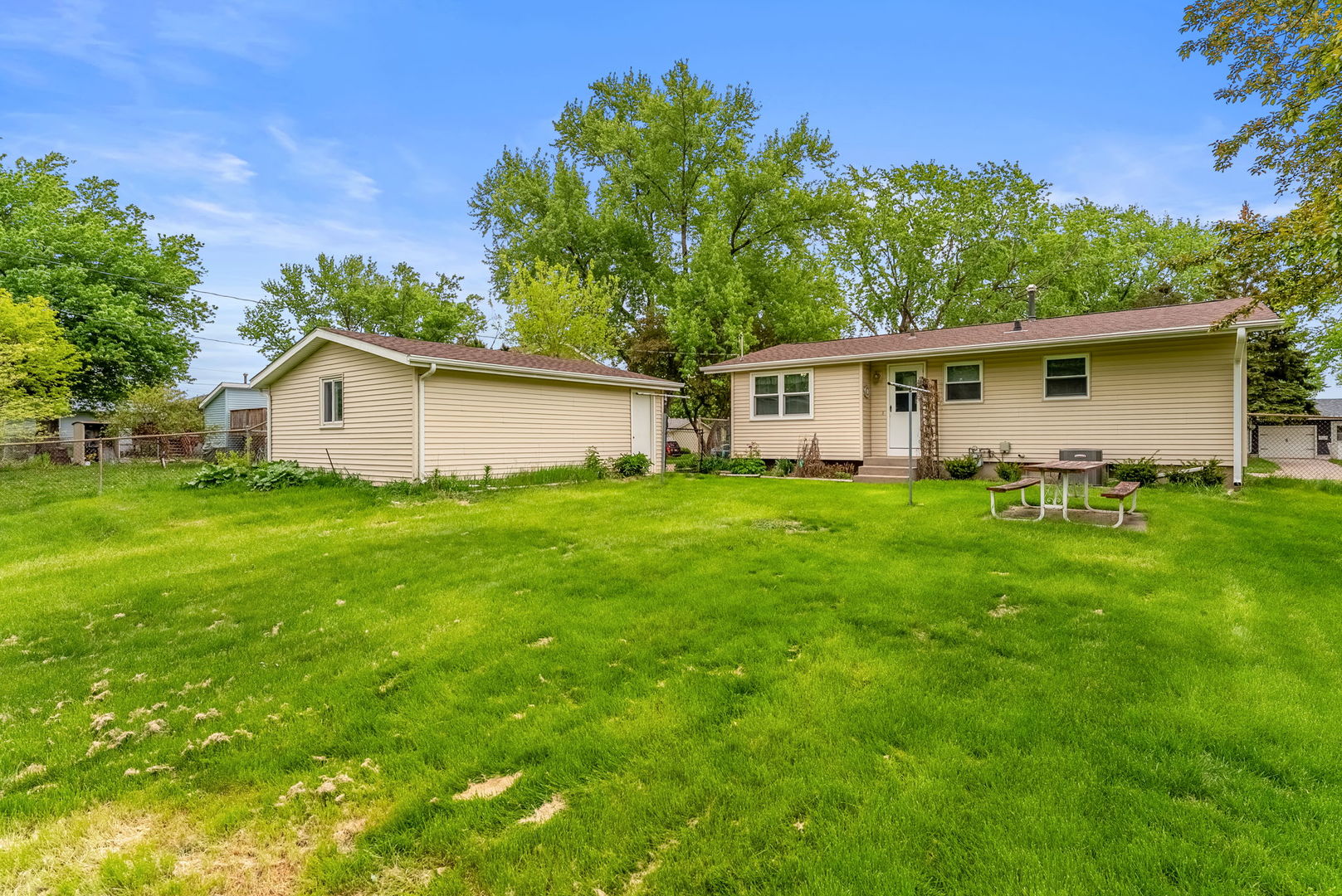 5110 Warren Street, Davenport, IA