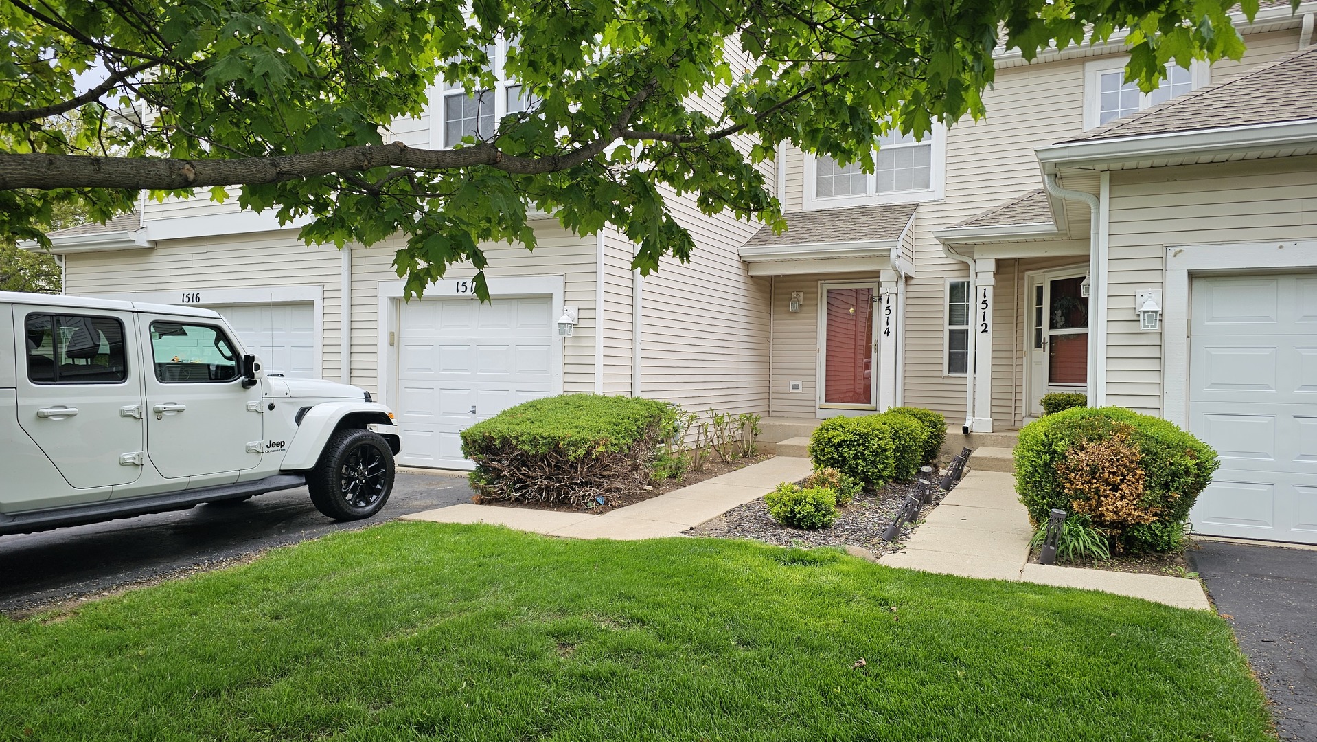 1514 Meadowsedge Drive, Carpentersville, IL