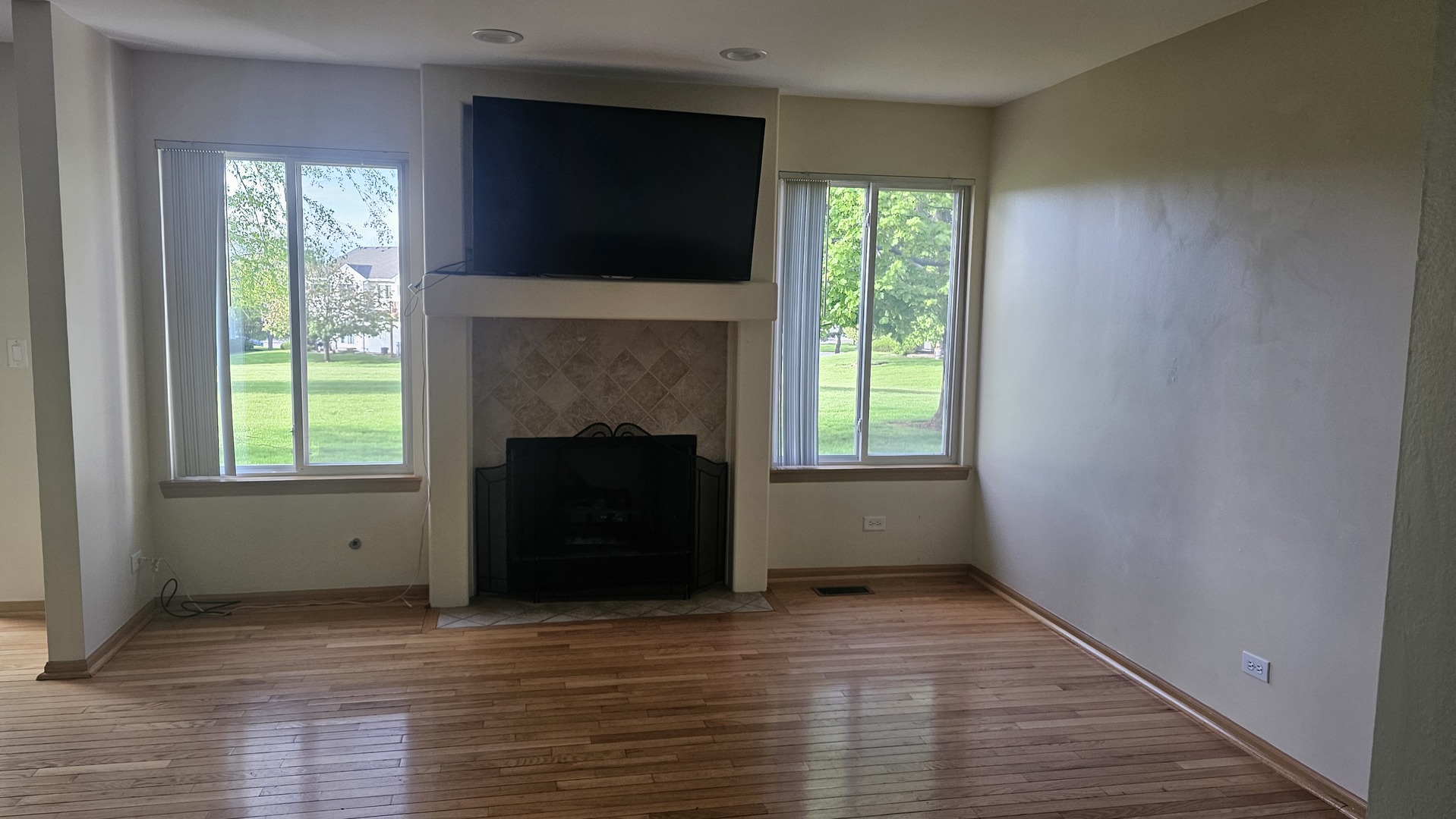 1514 Meadowsedge Drive, Carpentersville, IL