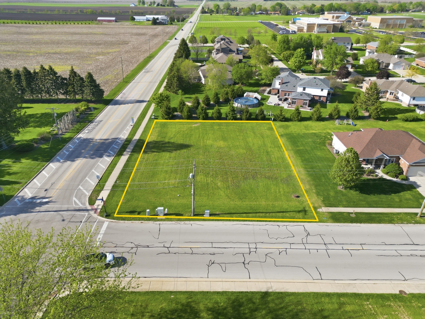 621 W Corning Avenue, Peotone, IL