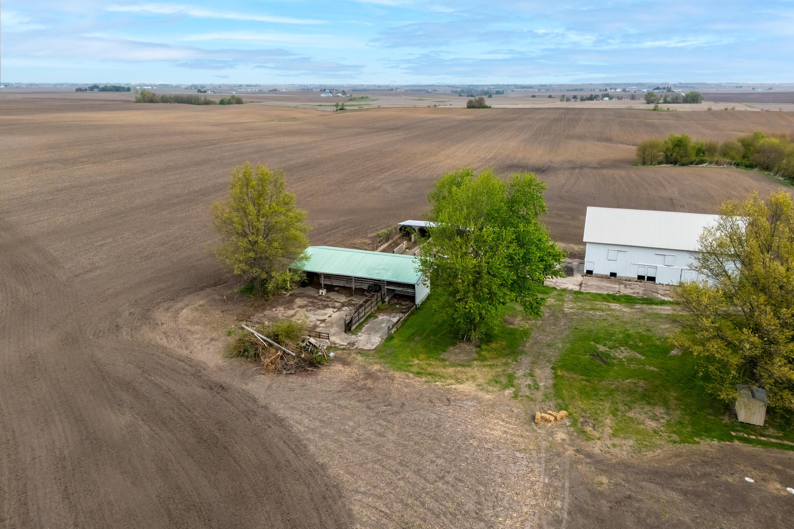 4400 220th Street, Walcott, IA