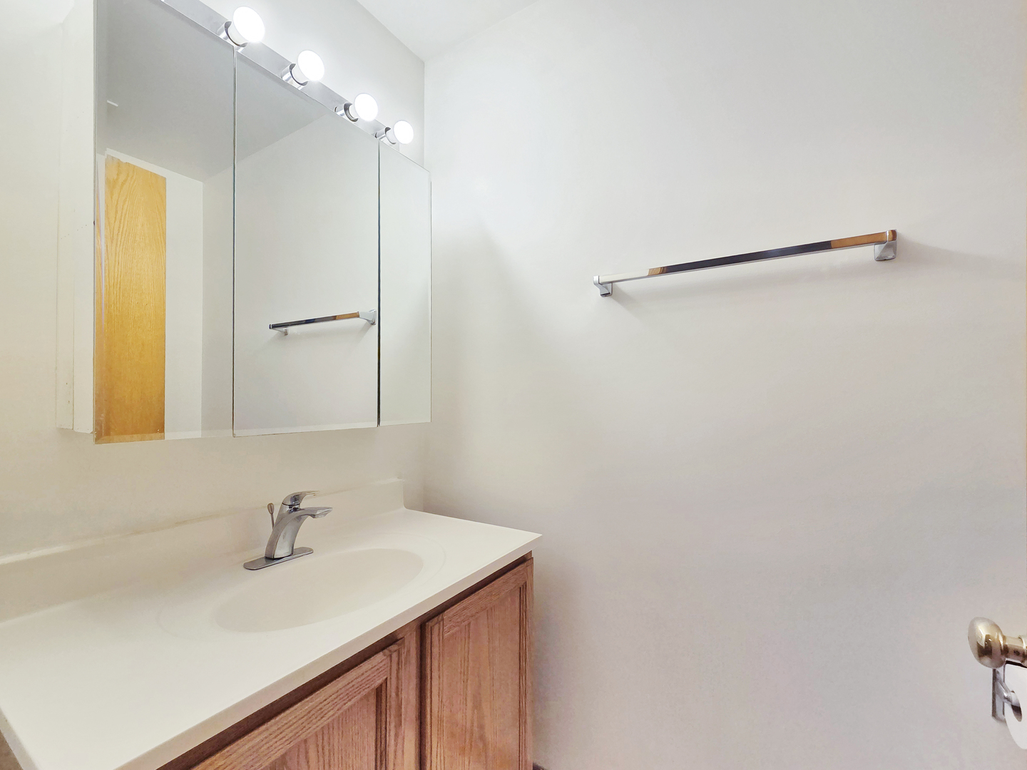 1350 W 32nd Street #A, Chicago, IL