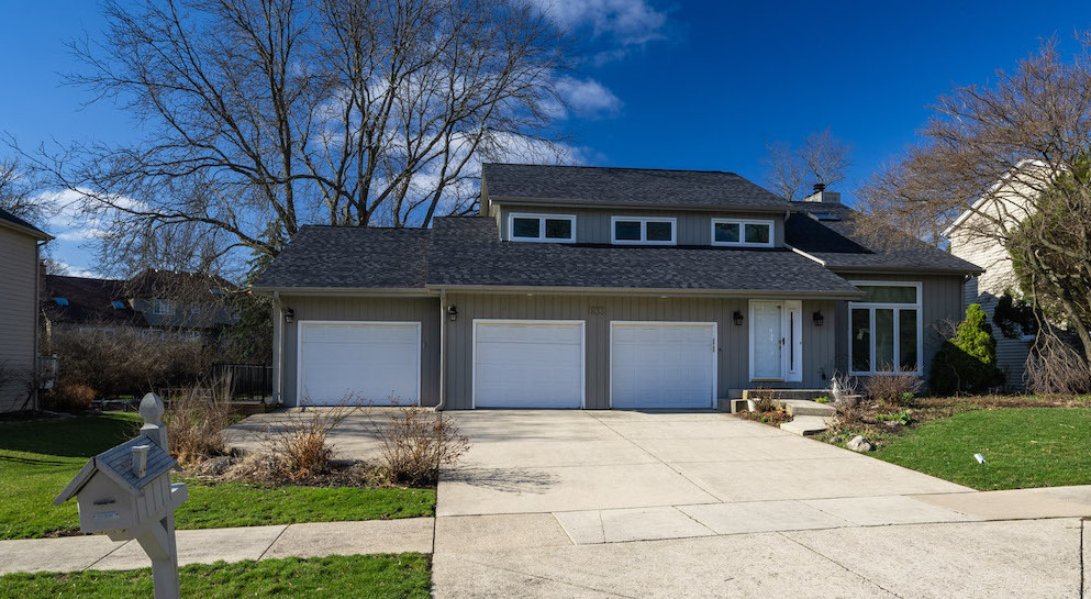 833 Huntleigh Drive, Naperville, IL