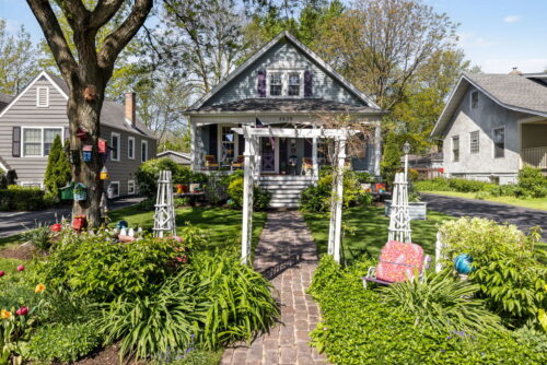4628 Wolf Road, Western Springs, IL