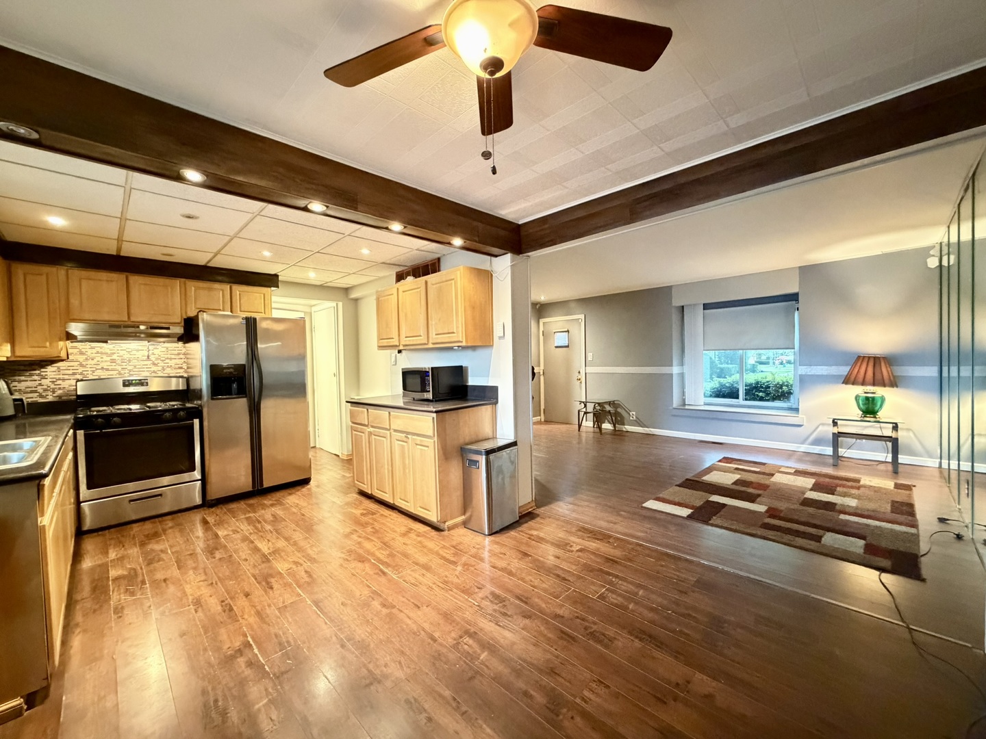 421 Standish Court, Bolingbrook, IL