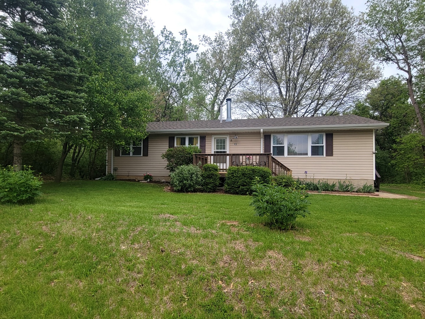 13 Birch Drive, Putnam, IL