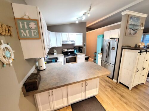 13 Birch Drive, Putnam, IL