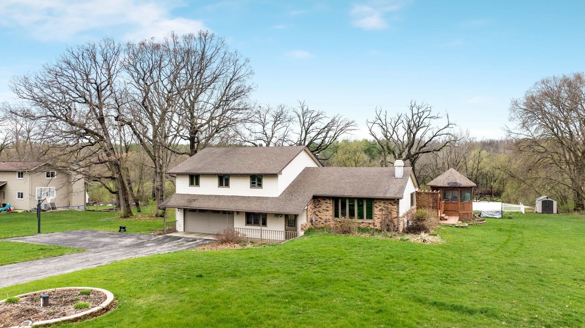 8604 Carradale Drive, Caledonia, IL