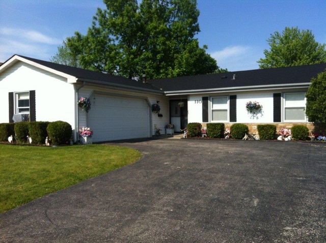 110 OLD MILL GROVE Road, Lake Zurich, IL