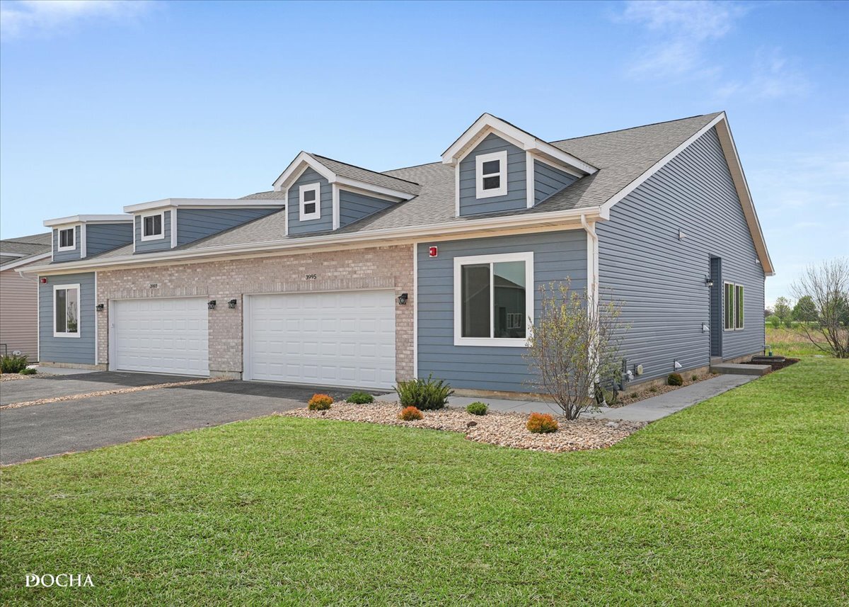 4036 Shoeger Drive, Yorkville, IL