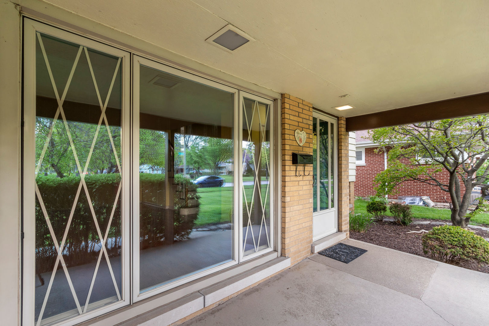 179 N Hampshire Avenue, Elmhurst, IL