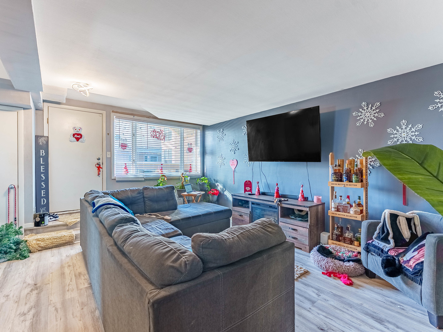 6337 Roosevelt Road #309, Berwyn, IL