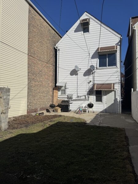 2620 S Sawyer Avenue, Chicago, IL