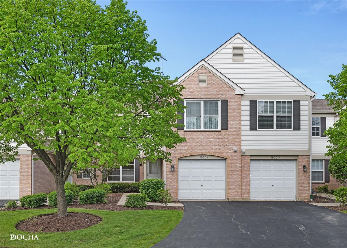1660 Grove Avenue #B, Schaumburg, IL
