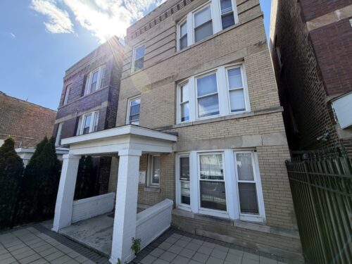 2323 W Fullerton Avenue, Chicago, IL