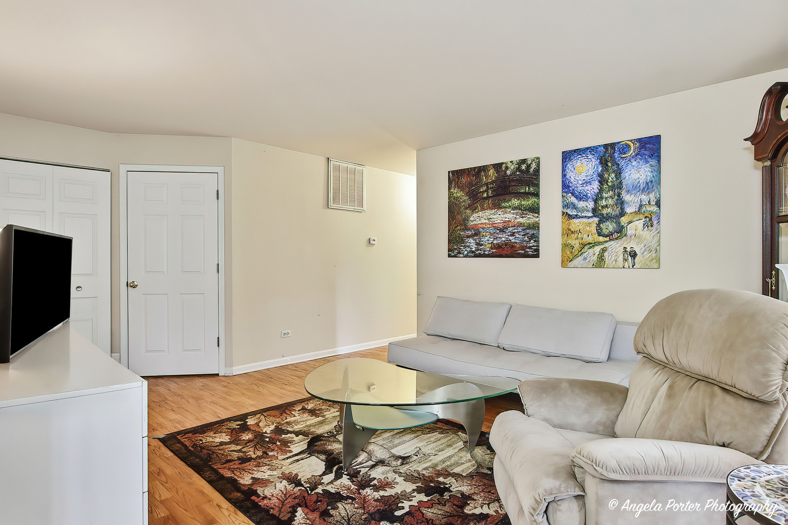 1152 N Red Oak Circle #1, Round Lake Beach, IL