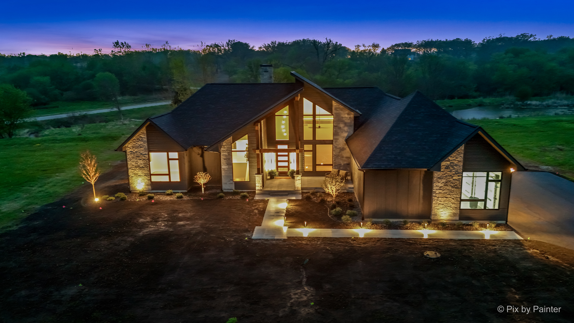 4311 Red Tail Lane, Johnsburg, IL