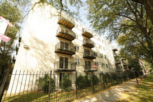 6954 N Greenview Avenue #305, Chicago, IL