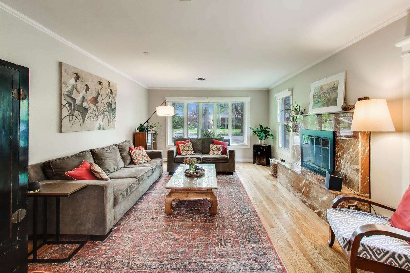 8922 Ewing Avenue, Evanston, IL