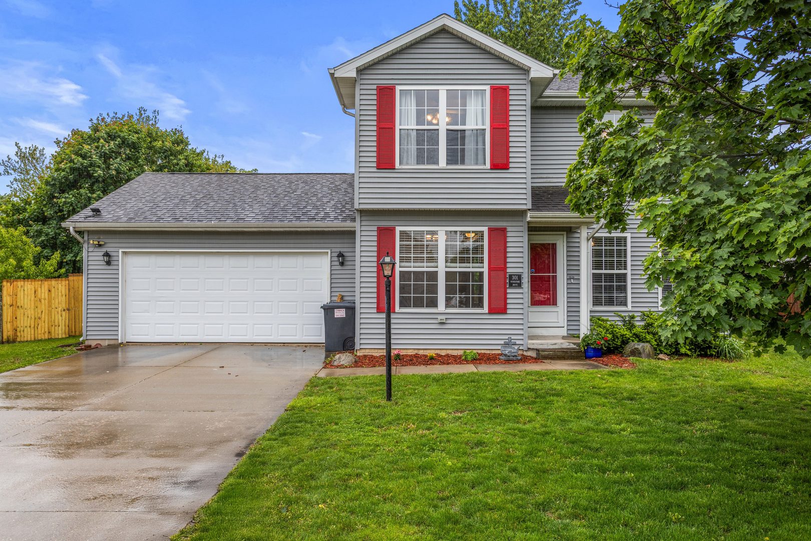 301 Windstone Drive, Tolono, IL