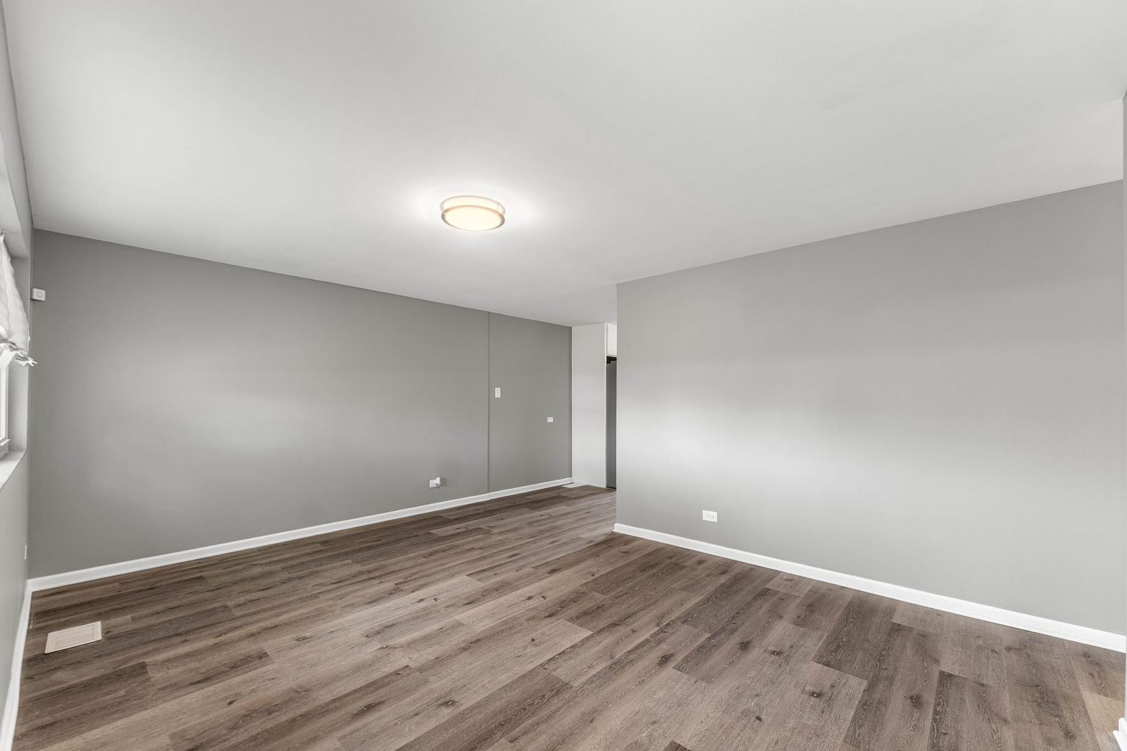 18155 Cicero Avenue, Country Club Hills, IL