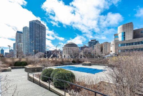 330 W Diversey Parkway #404, Chicago, IL