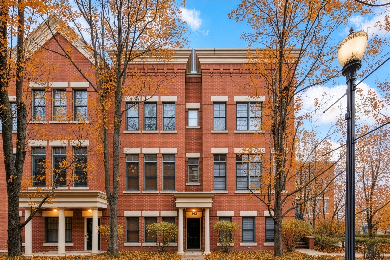 162 Festival Court, Elgin, IL