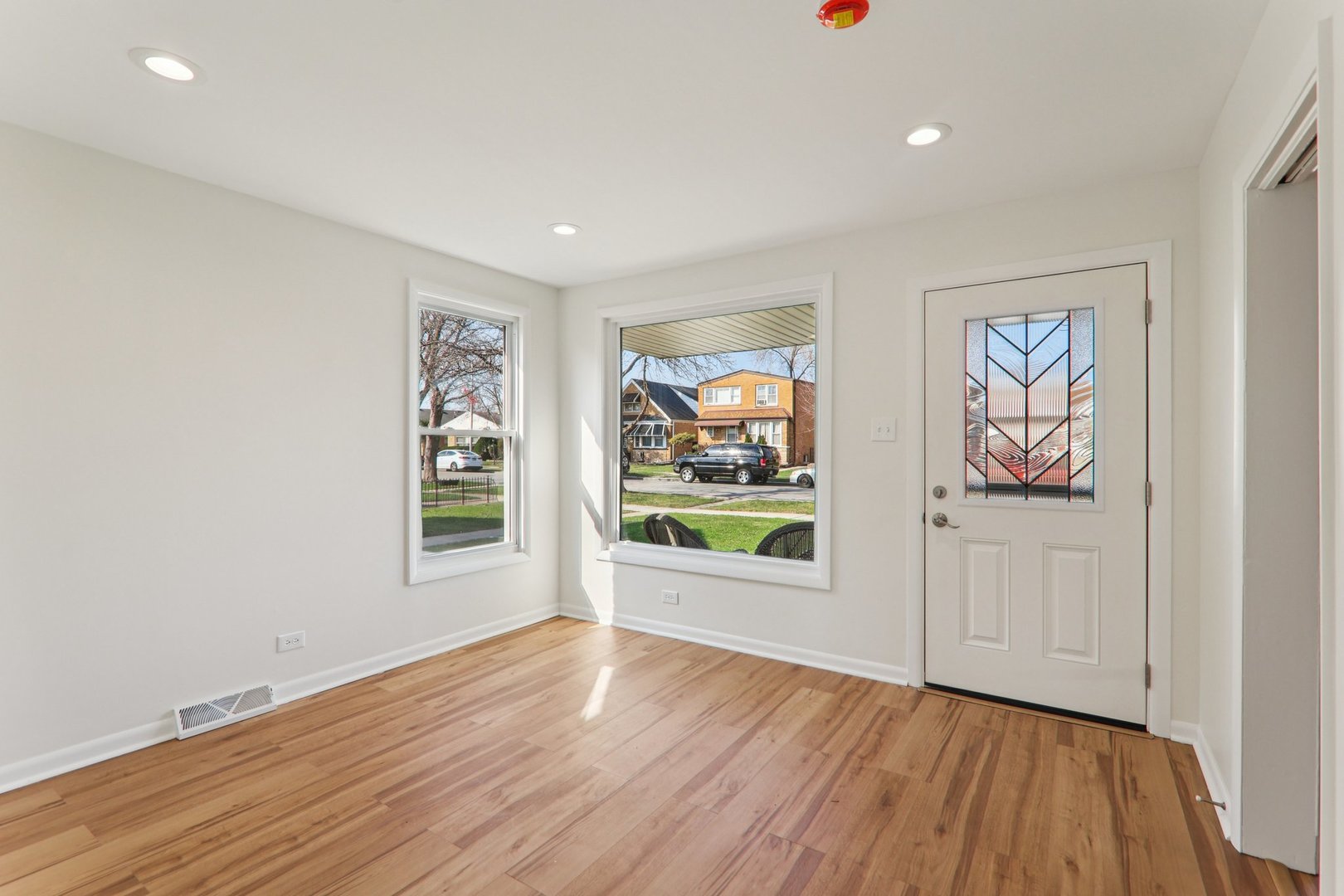 1645 N 23rd Avenue, Melrose Park, IL
